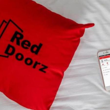 RedDoorz Syariah near Palembang Square Mall 3 Esterno foto